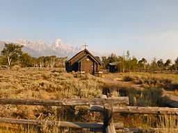 By Dinwy (Own work) [CC-BY-SA-3.0 (http://creativecommons.org/licenses/by-sa/3.0)], via Wikimedia Commons